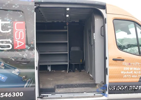 2023 Ford Transit-250 из США, поврежденный, VIN 1FTBR1C81PKA29611